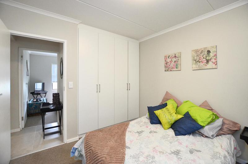 2 Bedroom Property for Sale in Brackenfell South Western Cape